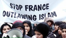 الخطاب السياسي المتشدد حول التطرف بات يزيد من قلق المسلمين في فرنسا