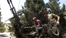 وول ستريت جورنال: واشنطن بدأت نقل أسلحة لقوات منتقاة من المعارضة السورية