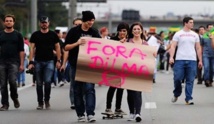 استطلاع يكشف تدهور شعبية الرئيسة البرازيلية إلى 30% بعد التظاهرات
