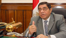 القضاء المصري يأمر بإعادة النائب العام الذي أقاله مرسي الى منصبه