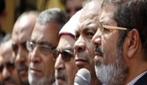 صحيفة: الانقلاب حول الإخوان في مصر من فاشلين إلى شهداء صحيفة: الانقلاب حول الإخوان في مصر من فاشلين إلى شهداء