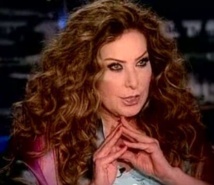 رغدة تطالب الاسد باستخدام “الكيماوي”: اقصفوا ولو قتل الآلاف فكلهم متواطئون