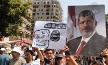 انصار مرسي يتظاهرون امام منشآت ومقار عسكرية في القاهرة