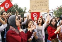 المعارضة التونسية تتمسك بمطالبها وترفض الحوار مع حركة النهضة الاسلامية