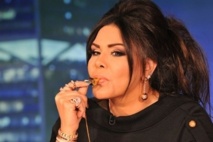 أحلام لمبارك: نوّرت الدنيا سيادتك.. وكرمان تندد أحلام لمبارك: نوّرت الدنيا سيادتك.. وكرمان تندد