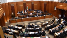 جبران ينتقد سلامة والبرلمان اللبناني يوصي بتشكيل حكومة سريعا 