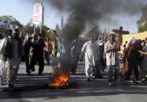 81 قتيلا في الهجوم على كنيسة في باكستان ومسيحيون يتظاهرون في عدة مدن