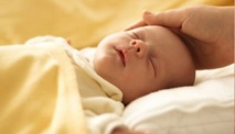 رائحة الطفل حديث الولادة تمنح الشعور بالسعادة لأي أم