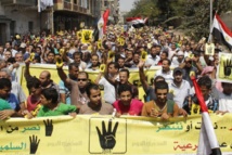 الاسلاميون يريدون تحدي الجيش المصري الاحد في يوم الاحتفال بحرب اكتوبر