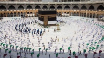 "استووا وتراصوا"،أول صلاة "بلا تباعد"بالحرمين منذ عام ونصف