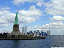 تمثال الحريه في نيويورك
