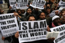 مسلمون نددوا بالتطرف معرضون لخطر الموت في بريطانيا بحسب الشرطة