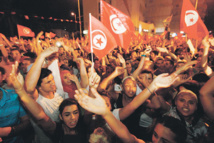 المعارضة التونسية تعلق مشاركتها في أول مفاوضات مع الحكومة