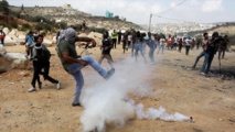 إصابة عشرات الفلسطينيين في مواجهات مع الجيش الإسرائيلي بالضفة