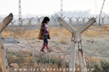 رئيسة بلدية تركية تضرب عن الطعام احتجاجا على "جدار العار" الفاصل بين بلادها وسوريا رئيسة بلدية تركية تضرب عن الطعام احتجاجا على "جدار العار" الفاصل بين بلادها وسوريا