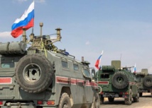 السويداء.. أهالي بلدة "القريّا" يطردون دورية روسية بالعصي والحجارة السويداء.. أهالي بلدة "القريّا" يطردون دورية روسية بالعصي والحجارة