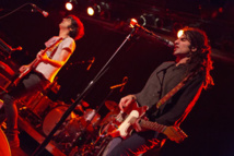 مقتل 4 من فريق "الكلاب الصفر" الغنائي الإيراني في نيويورك