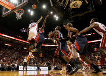 ميامي يطيح برابترز ويحقق فوزه التاسع على التوالي بدوري السلة الأمريكي ميامي يطيح برابترز ويحقق فوزه التاسع على التوالي بدوري السلة الأمريكي