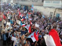 اجلاء مئات الموظفين من منشأة بلحاف للغاز في جنوب اليمن بعد هجوم بالهاون