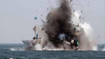  إيران تجرب صواريخ باليستية بعد يوم من زورق الحوثيين المفخخ
