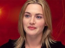 كيت وينسلت تستقبل طفلها الاول من زوجها الثالث كيت وينسلت تستقبل طفلها الاول من زوجها الثالث