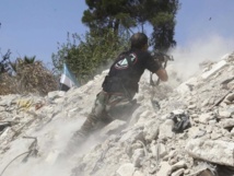 الطيران السوري ينفذ احدى اكثر الغارات دموية في حلب الطيران السوري ينفذ احدى اكثر الغارات دموية في حلب