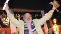 اخير و من الرئاسه .. المخرج خان يصبح "مصريا" بعد السبعين