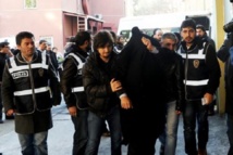 استقالة وزيري الداخلية والاقتصاد في الحكومة التركية في اطار فضيحة الفساد