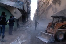 القصف الجوي المتواصل على حلب القصف الجوي المتواصل على حلب