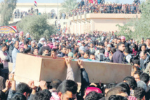 العراق يشتعل ..اشتباكات في الفلوجة واحراق اليات  وقتلى في الرمادي