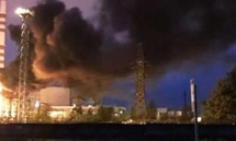 الدخان ما يزال يتصاعد من محطة "زابوريجيا" الدخان ما يزال يتصاعد من محطة "زابوريجيا"