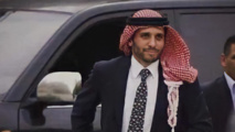حمزة بن الحسين ،،،اتهام بالفتنة وتخل عن لقب الامارة