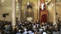 الحكومة المصرية تحاول السيطرة على الخطاب الديني في المساجد الحكومة المصرية تحاول السيطرة على الخطاب الديني في المساجد
