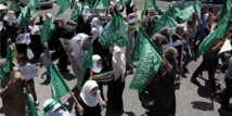 الاف من انصار حماس يتظاهرون في غزة رفضا لقرار القضاء المصري بحق الحركة الاف من انصار حماس يتظاهرون في غزة رفضا لقرار القضاء المصري بحق الحركة