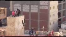 القاء صبيين من اعلى بناية في مدينة الاسكندرية