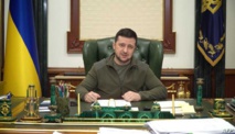 الرئيس الاوكراني خاطب من مكتبه اكثر من جهة - سوشال