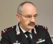 قائد وحدة العمليات الخاصةالجنرال باسكوالي أنجيلوسانتو- اكي قائد وحدة العمليات الخاصةالجنرال باسكوالي أنجيلوسانتو- اكي