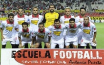 أشبيلية يطمح لإحراز لقبه الأوروبي الثالث في غضون تسع سنوات أشبيلية يطمح لإحراز لقبه الأوروبي الثالث في غضون تسع سنوات