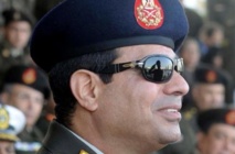 السيسي مرشح يخفي تحت وجهه المبتسم صلابة العسكري السابق