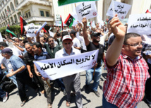 الانفلات الامني والتحركات المسلحة تثير قلق الليبيين الانفلات الامني والتحركات المسلحة تثير قلق الليبيين