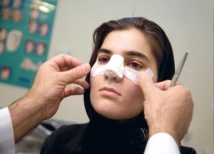 بيزنس الجمال يزدهر في إيران رغم تعاليم رجال الدين