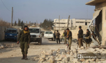 مقاتلو "الجيش الحر" في محيط مدينة الباب- 12 من شباط 2017 (عنب بلدي) مقاتلو "الجيش الحر" في محيط مدينة الباب- 12 من شباط 2017 (عنب بلدي)