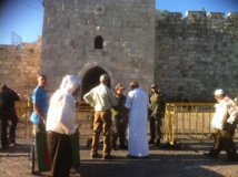 مدينة القدس شبه خالية في الجمعة الثانية من رمضان