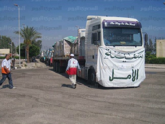 الجيش المصري يوقف قافلة مساعدات في طريقها لغزة الجيش المصري يوقف قافلة مساعدات في طريقها لغزة