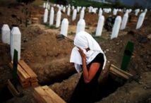 تشييع جنازة 284 من ضحايا حرب البوسنة