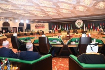 لماذا رفعت الجزائر علم النظام السوري خلال القمة العربية.؟ لماذا رفعت الجزائر علم النظام السوري خلال القمة العربية.؟