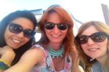 حكومة اردوغان تشعل غضب العلمانيين خاصة بعد مطالبة المراة بعدم الضحك علنا حكومة اردوغان تشعل غضب العلمانيين خاصة بعد مطالبة المراة بعدم الضحك علنا