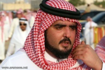 الامير السعودي الذي تعرض للسرقة في باريس لعوب ونجل ملك سابق الامير السعودي الذي تعرض للسرقة في باريس لعوب ونجل ملك سابق