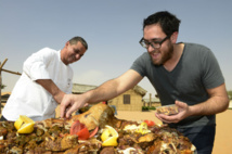 تحت الضغوط الاقتصادية لحوم الإبل تصبح أطباقا شهية على موائد الأردنيين