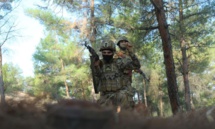 مقاتلان من هيئة تحرير الشام - مواقع سورية مقاتلان من هيئة تحرير الشام - مواقع سورية